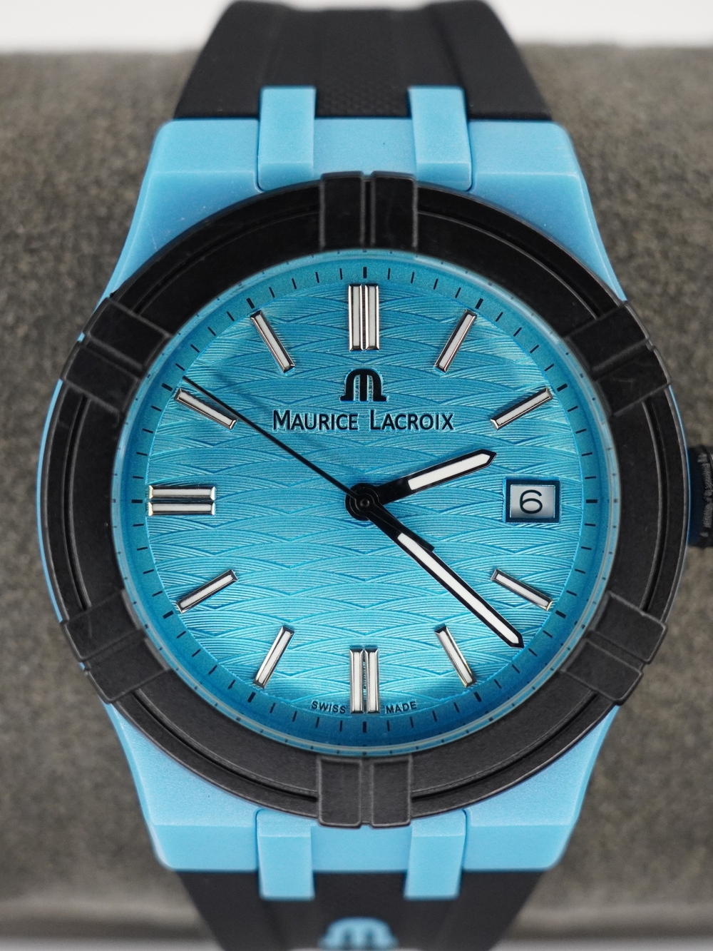 Maurice Lacroix AIKON #TIDE AI2008-80080-300-0 Quartz Date 40mm Blue Dial